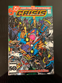 Crisis on Infinite Earths 12 9.6 NM++ SIGNED George Perez on 1st PG