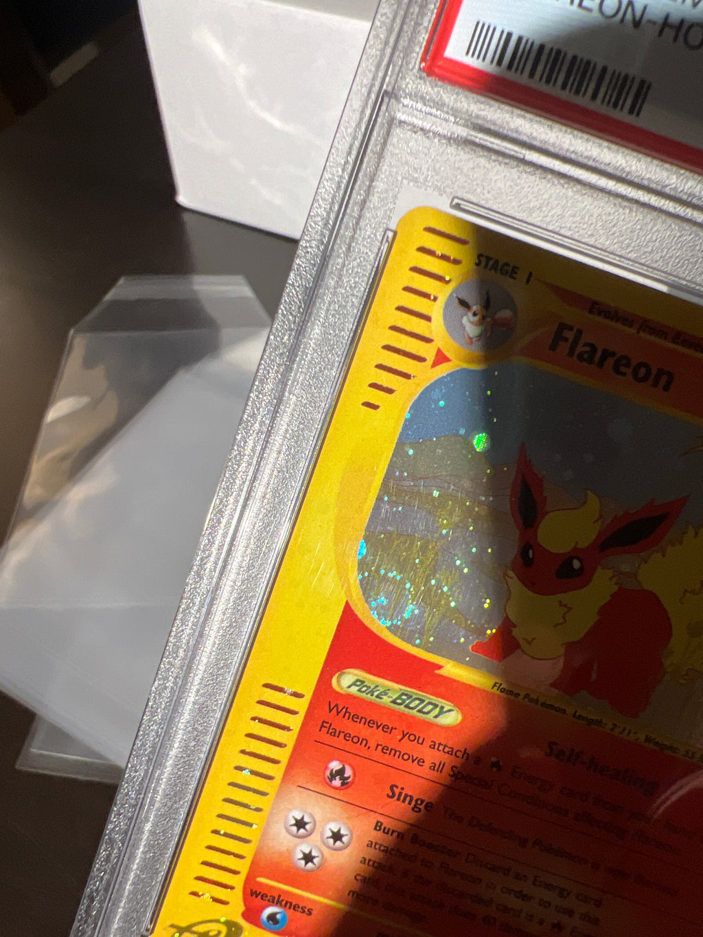 2003 Pokemon Flareon H7 Skyridge PSA 9 SWIRL