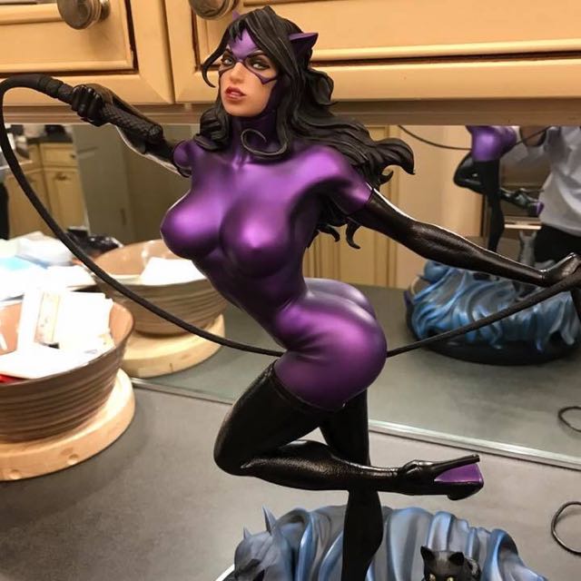 NEW CATWOMAN SEXY PURPLE Custom 1/4 SCALE Statue SIDESHOW NEW