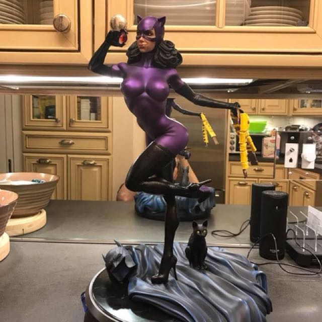 NEW CATWOMAN SEXY PURPLE Custom 1/4 SCALE Statue SIDESHOW NEW